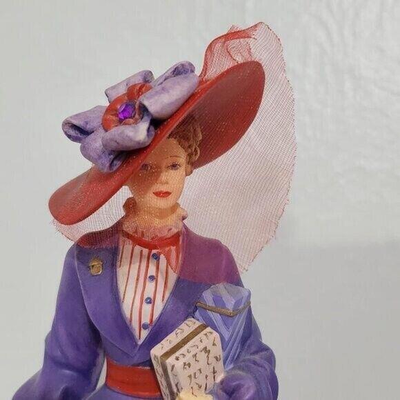 2/$50 Thomas Kinkade Shopping Excursion Figurine 0380B | Hamilton Collection - Picture 2 of 9